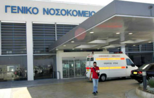 Σε καταστολή στο νοσοκομείο Λευκωσίας 21χρονος που δέχθηκε μανιασμένη επίθεση Βρετανών τουριστών
