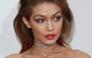 Αυτό είναι το χτένισμα που κάνουν όλες οι celebrities το φθινόπωρο