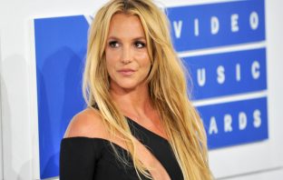 10.000 ευρώ για έναν πίνακα της Spears
