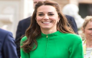 Η Kate Middleton είναι έγκυος σε δίδυμα και διαλέγει ήδη ονόματα