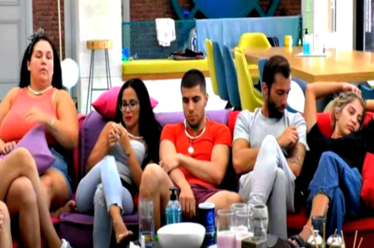 Big Brother spoiler Αυτός ο παίκτης αποχωρεί σήμερα (09/10) Hallocy